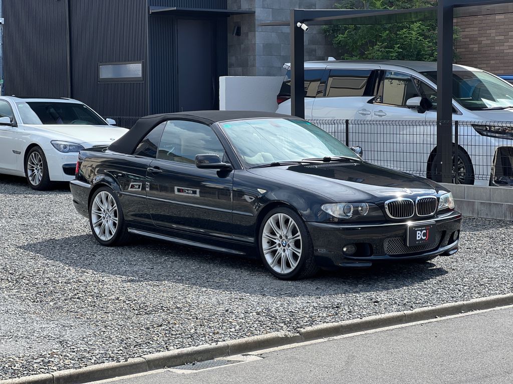 BMW 330 2005