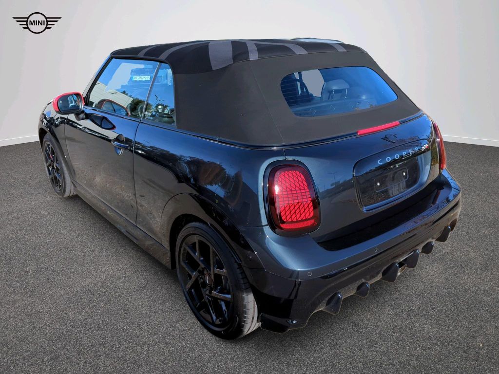 MINI John Cooper Works Cabrio 2024