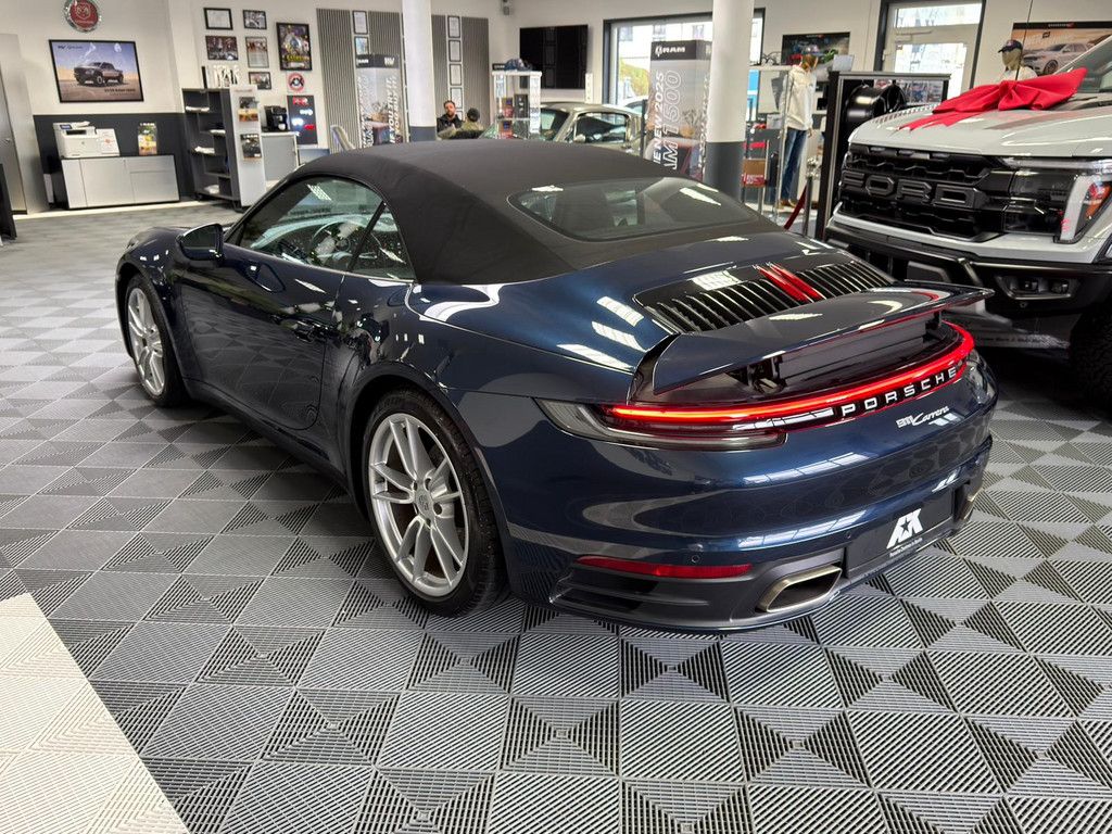 Porsche 992 2021