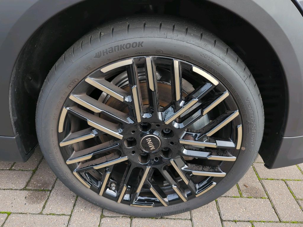 MINI Cooper S Cabrio 2024