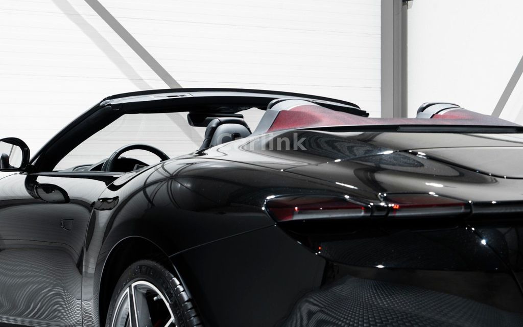 Ferrari Roma 2025