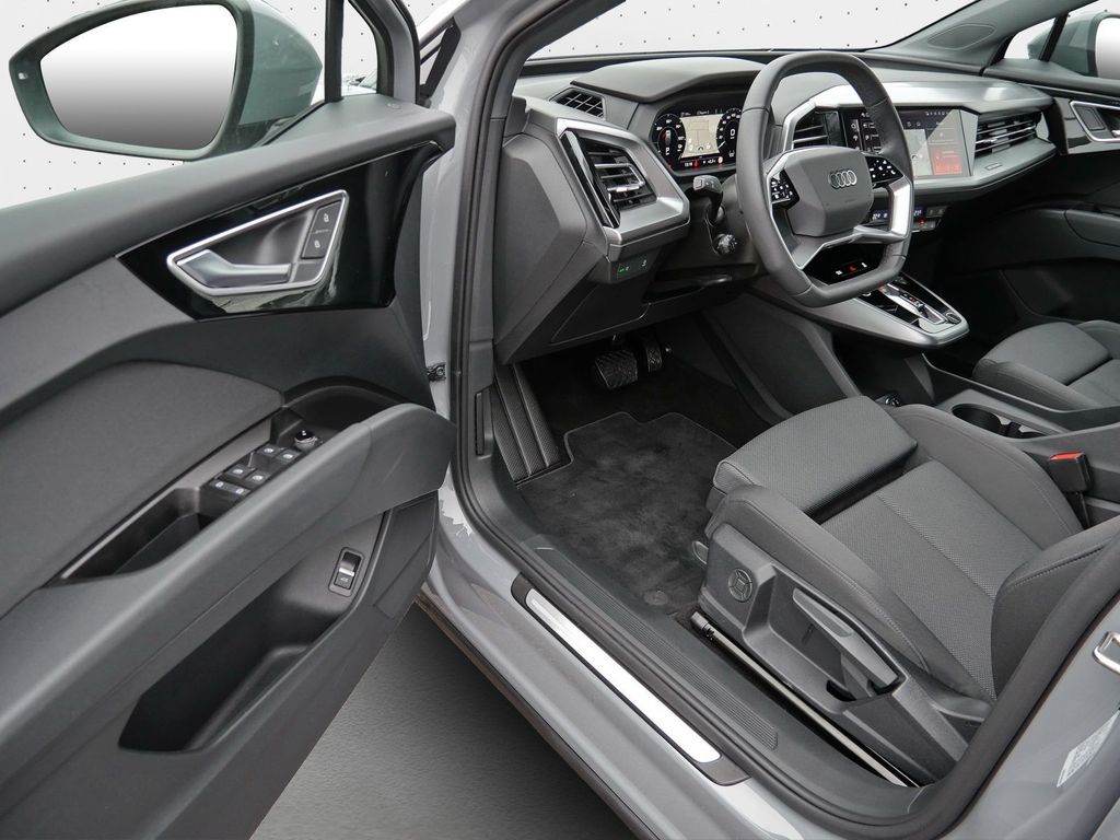 Audi Q4 e-tron 2025