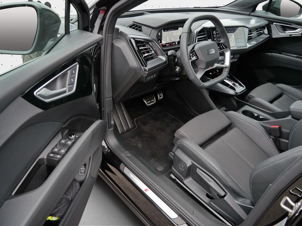 Audi Q4 e-tron 2025