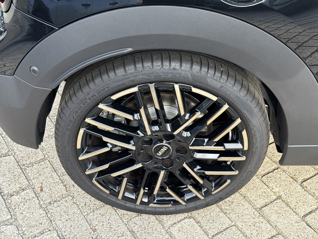 MINI Cooper Cabrio 2024