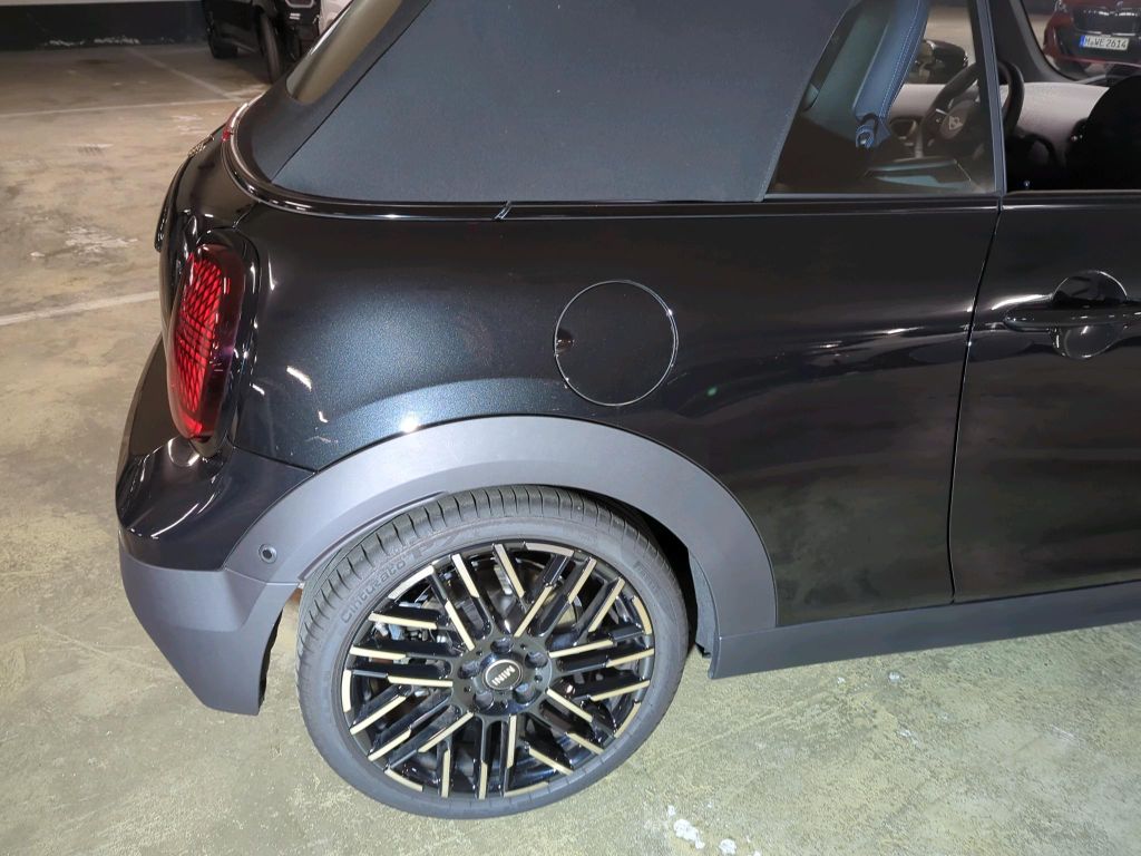 MINI Cooper Cabrio 2024