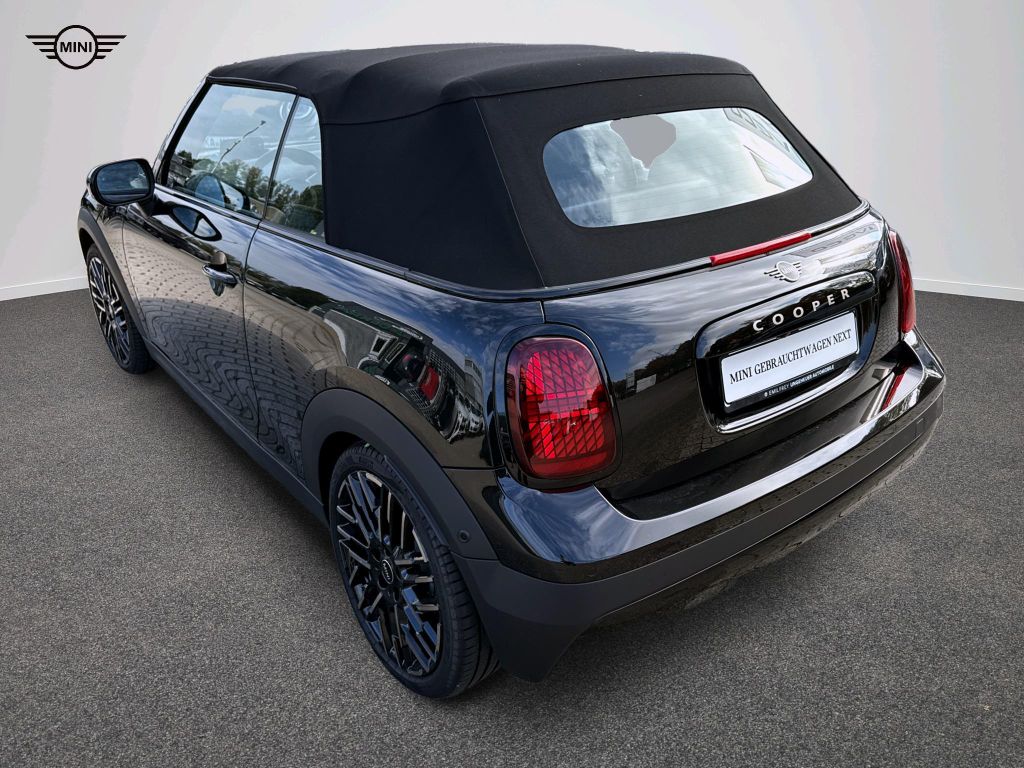 MINI Cooper Cabrio 2024