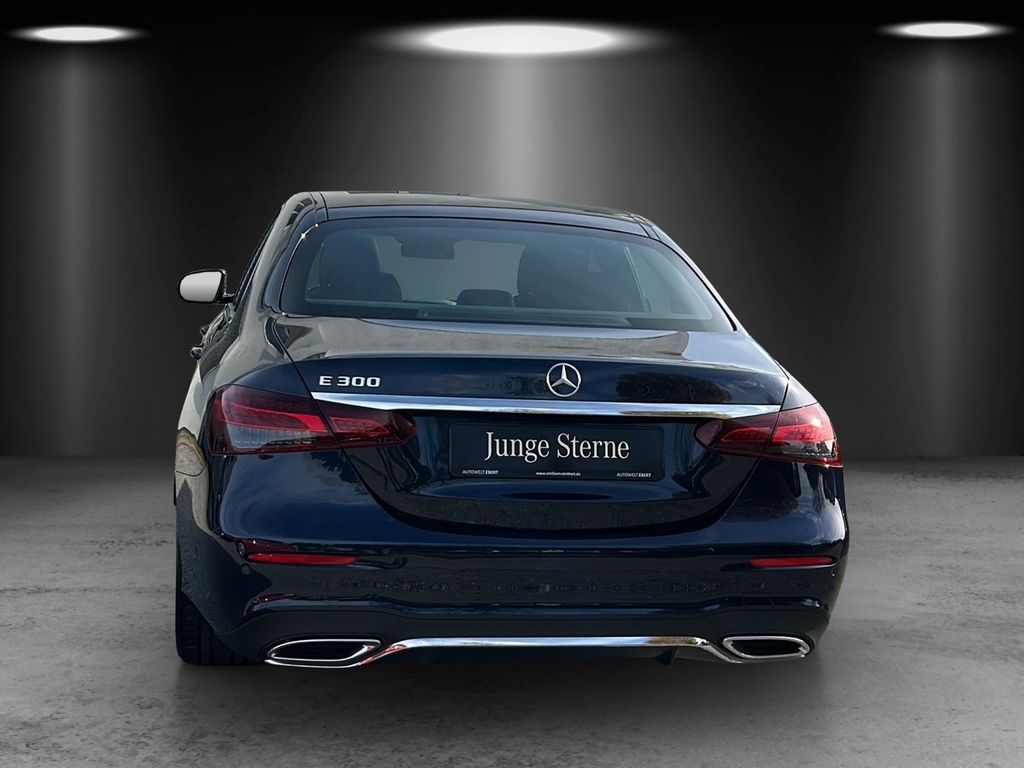 Mercedes-Benz E 300 2021