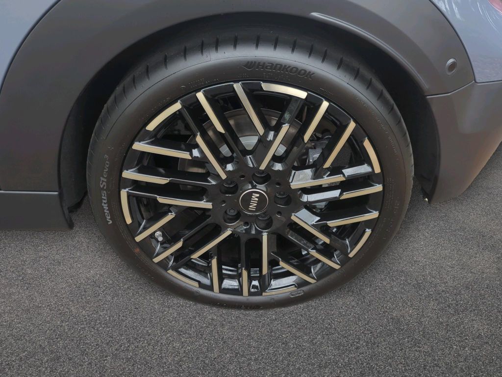 MINI Cooper S Cabrio 2024