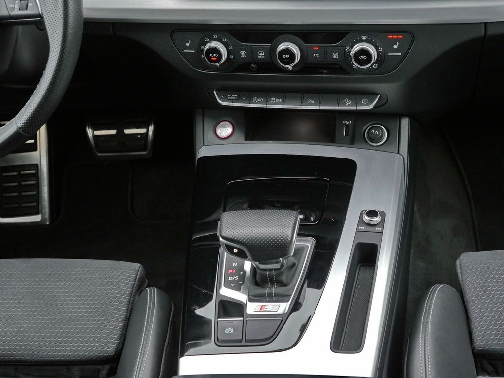 Audi SQ5 2021