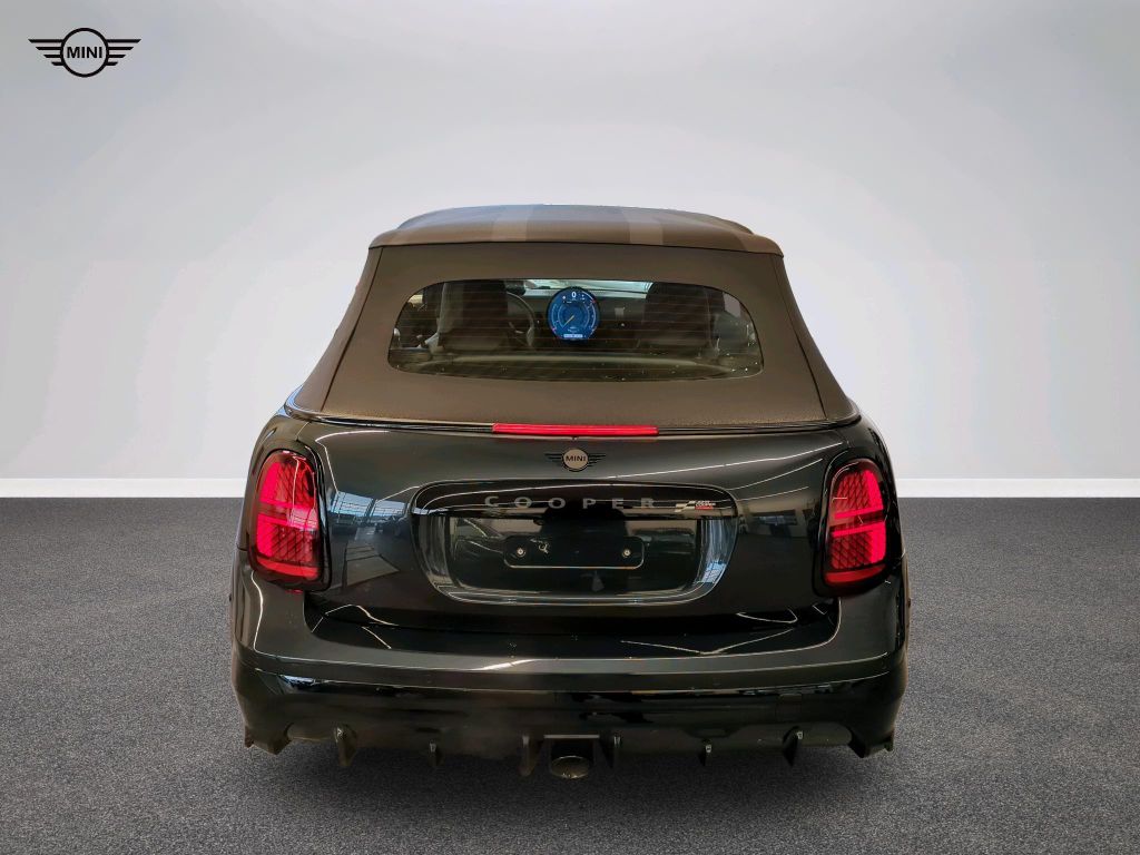MINI John Cooper Works Cabrio 2024