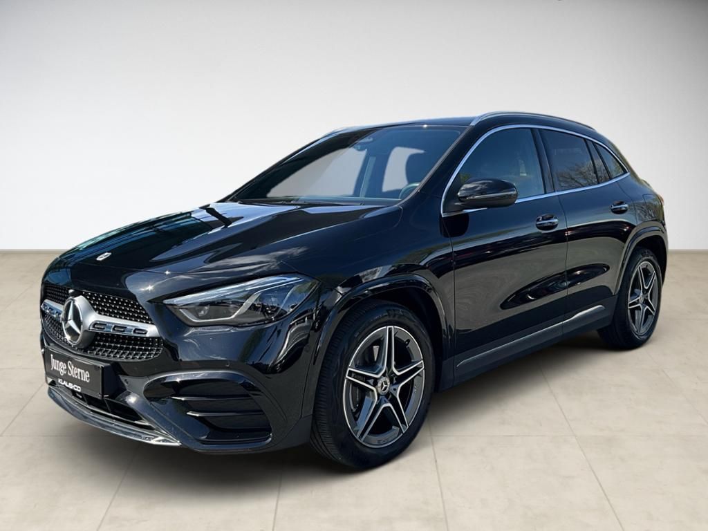 Mercedes-Benz GLA 200 2023