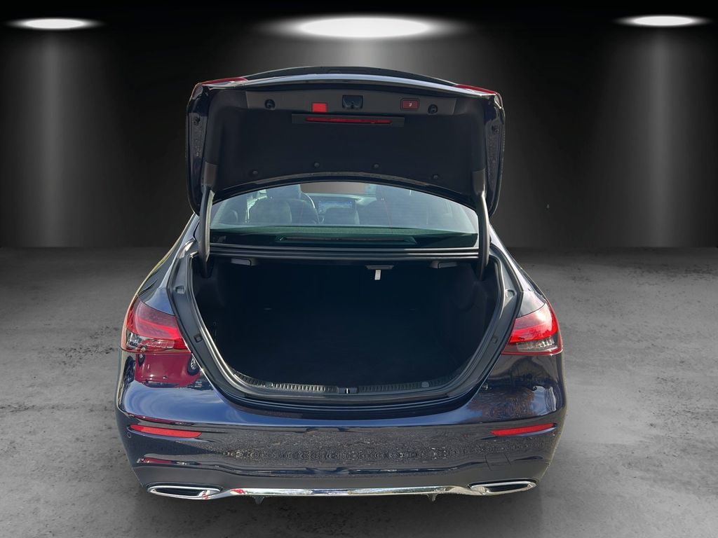 Mercedes-Benz E 300 2021