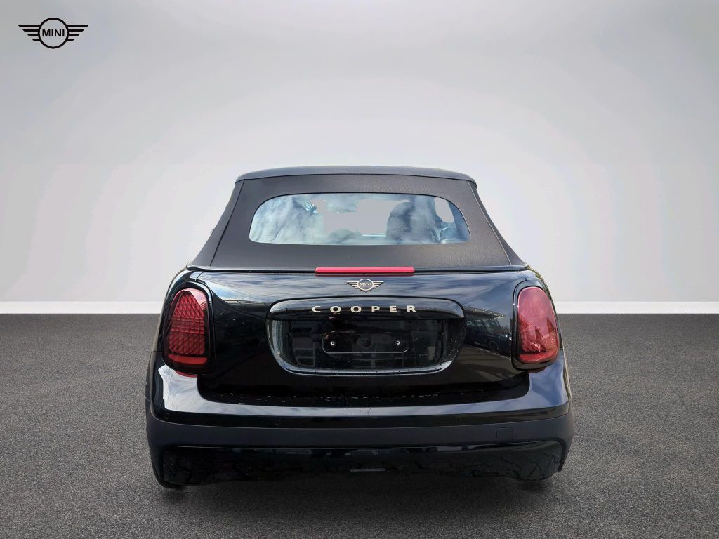 MINI Cooper Cabrio 2024