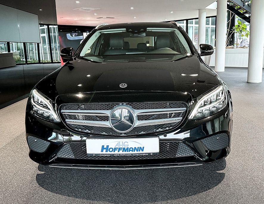Mercedes-Benz C 300 2021