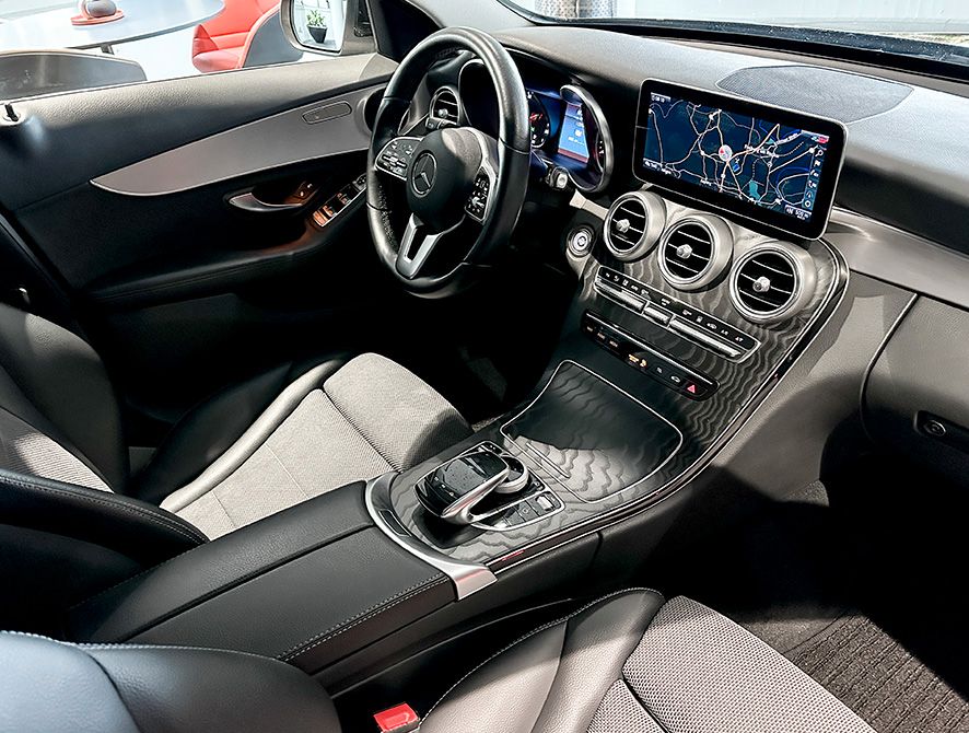Mercedes-Benz C 300 2021