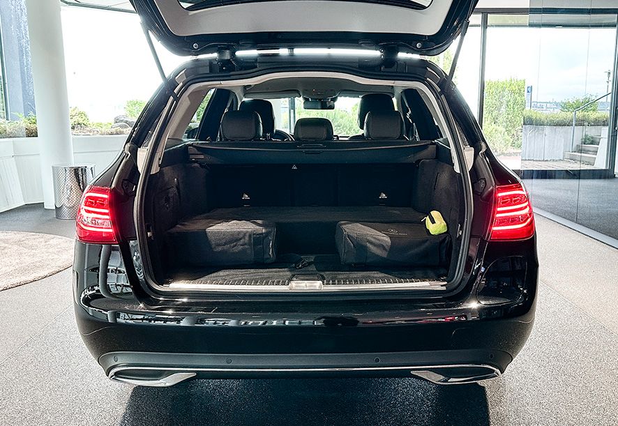 Mercedes-Benz C 300 2021