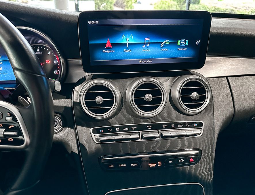 Mercedes-Benz C 300 2021