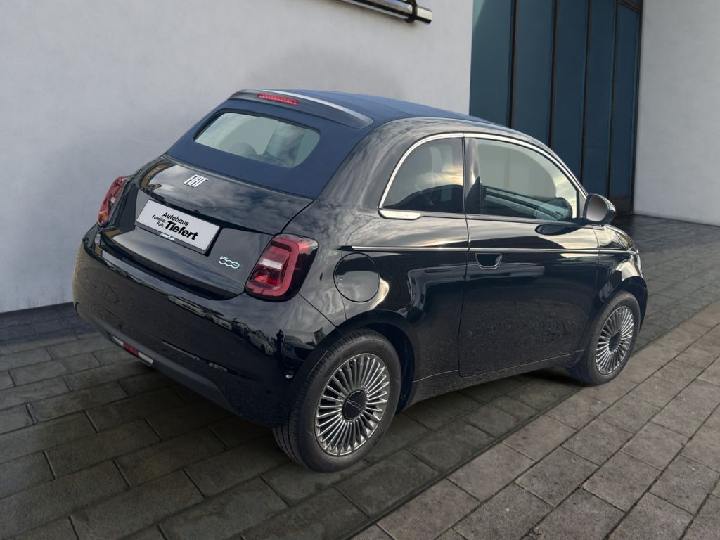 Fiat 500e 2023