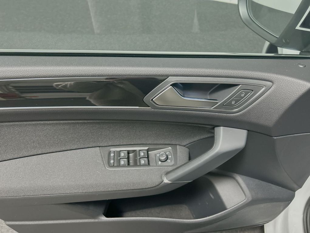 Volkswagen Touran 2023