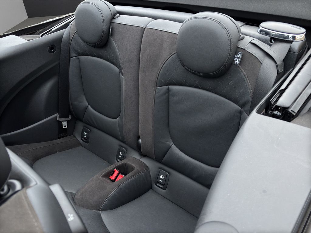 MINI Cooper Cabrio 2022