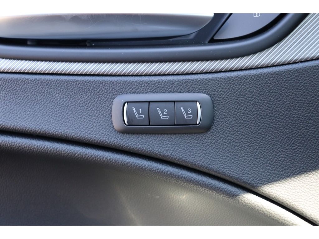 Alfa Romeo Stelvio 2025