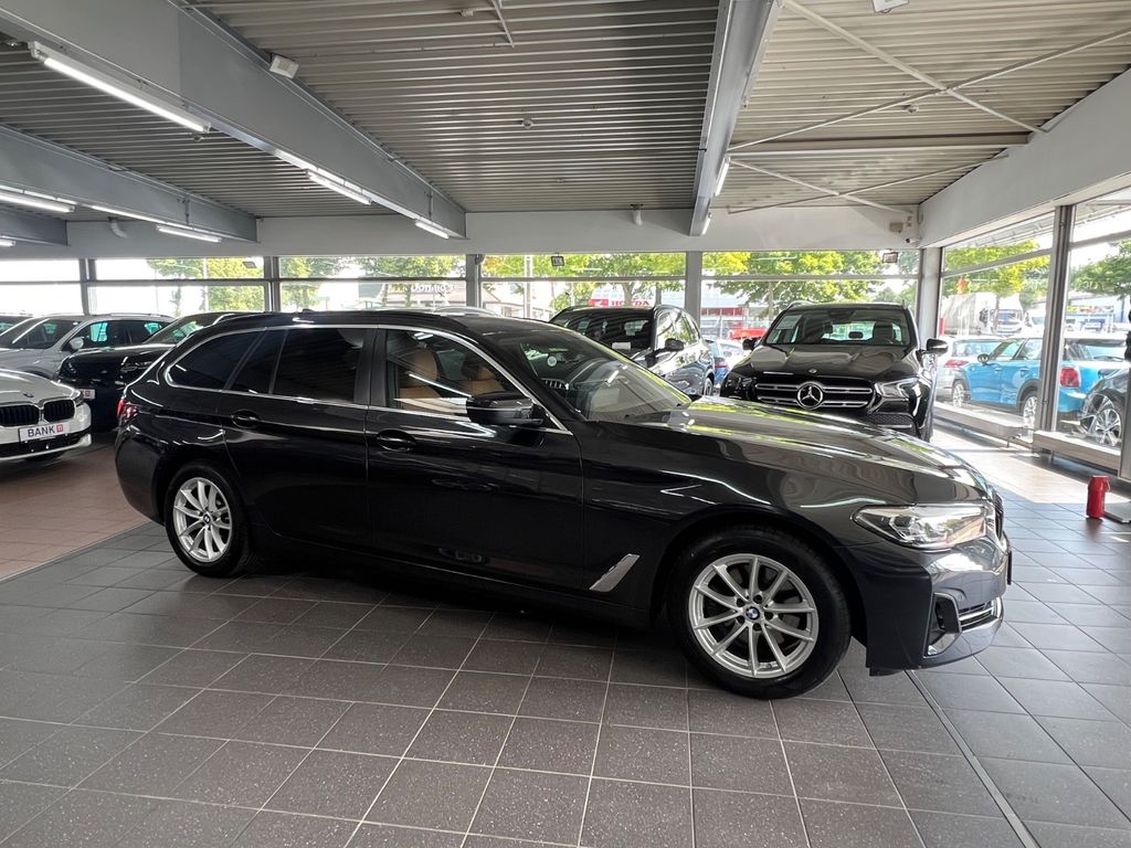 BMW 520 2023
