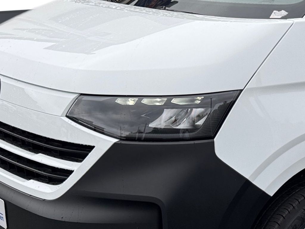 Volkswagen T7 Transporter