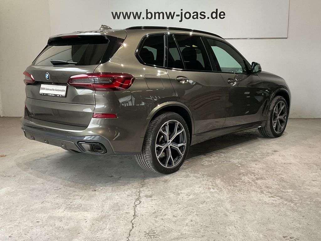 BMW X5 2022