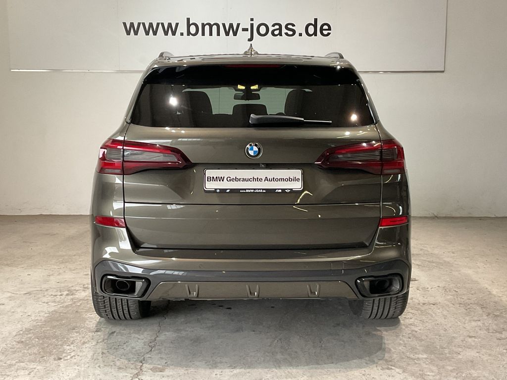BMW X5 2022