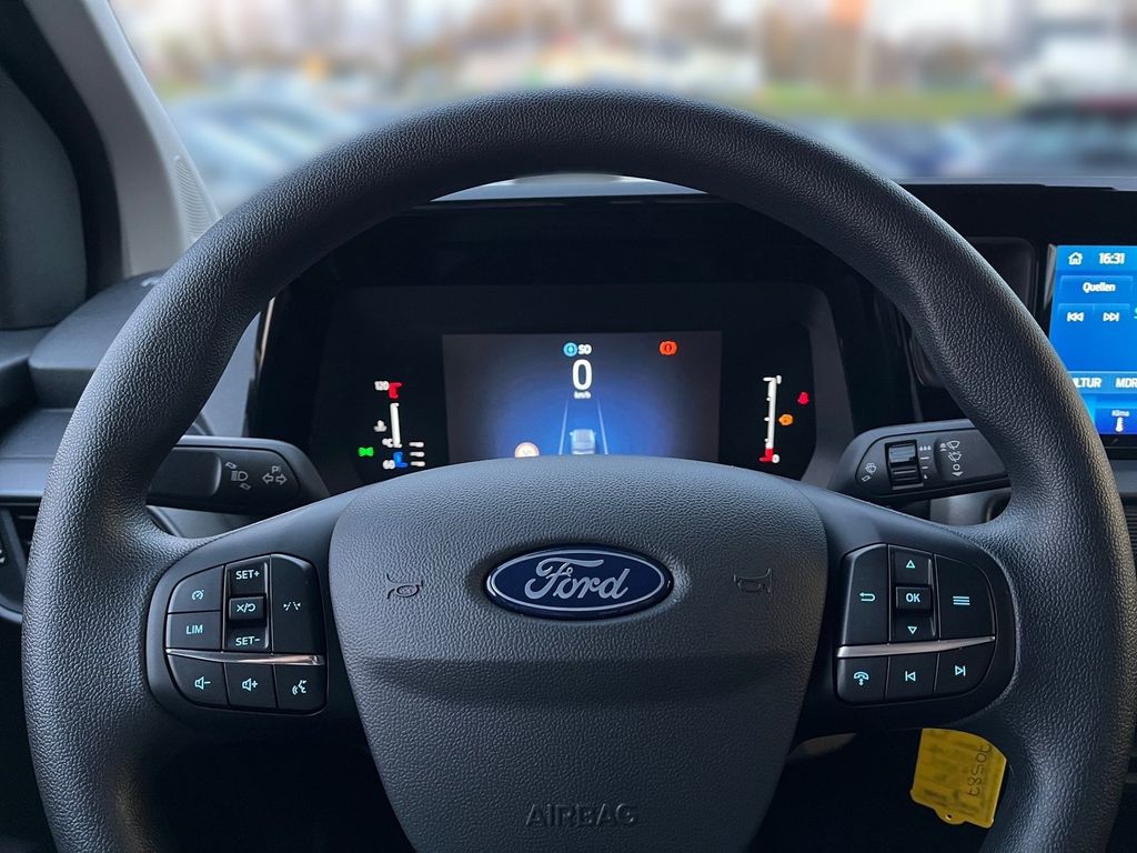 Ford Transit Courier 2025