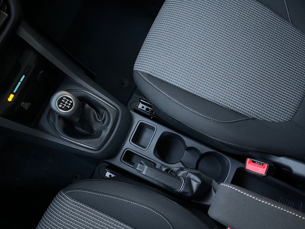 Ford Transit Courier 2025