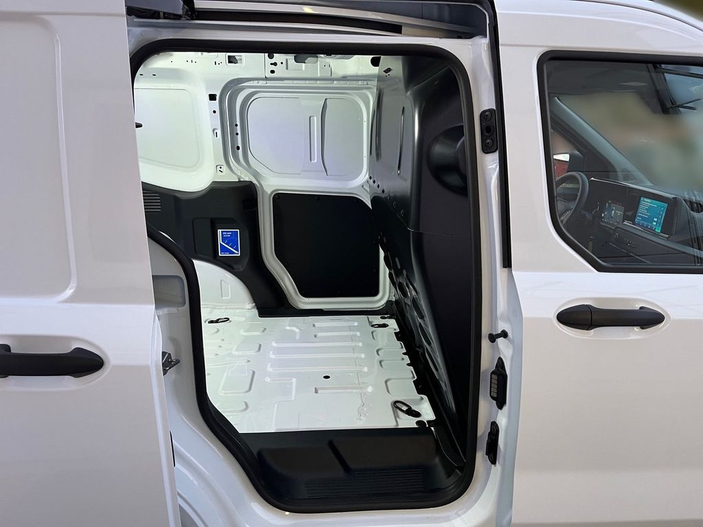 Ford Transit Courier 2025