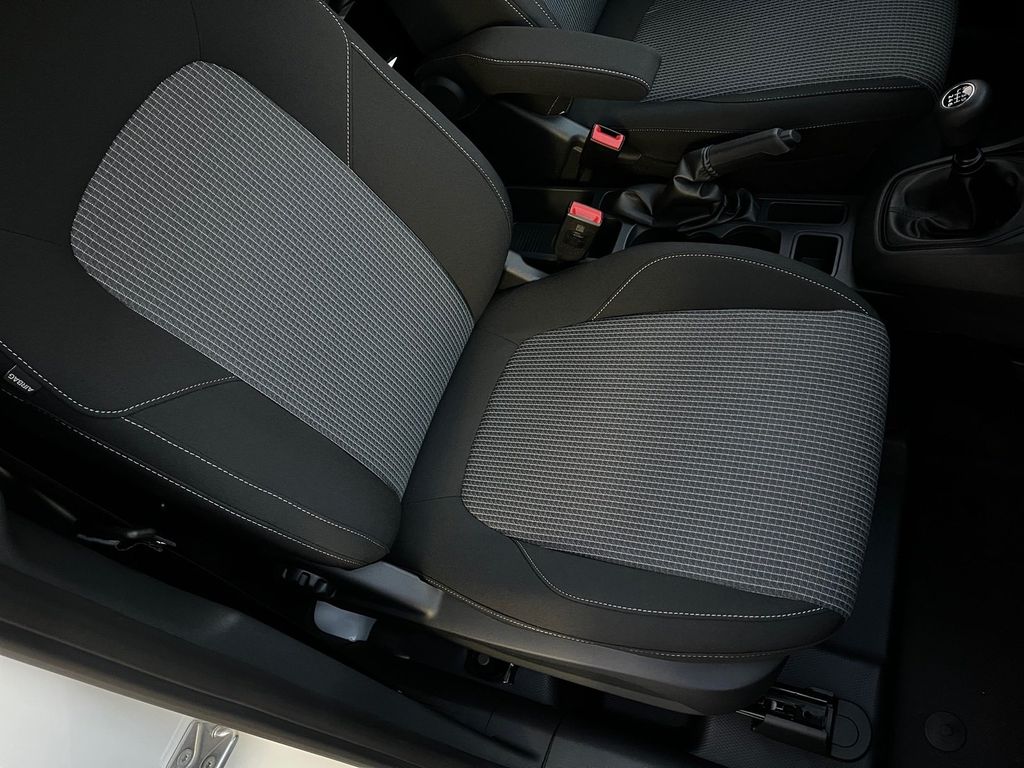 Ford Transit Courier 2025