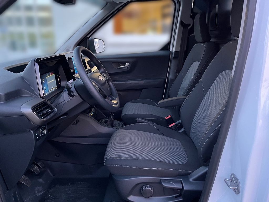 Ford Transit Courier 2025