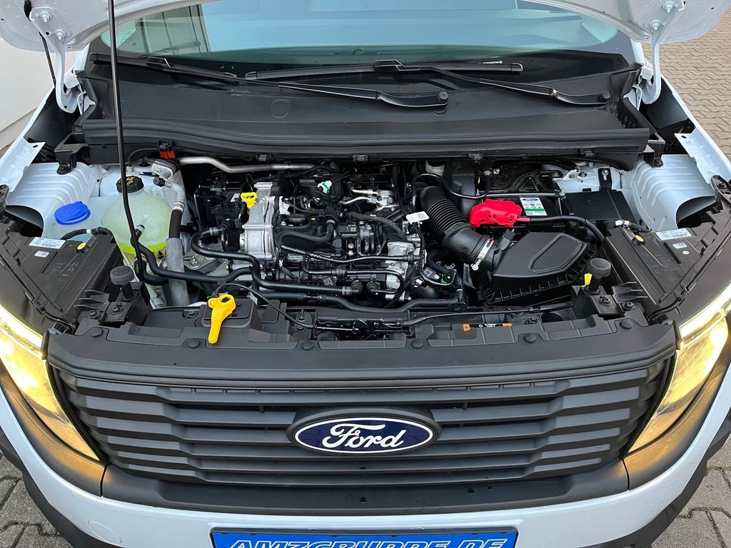 Ford Transit Courier 2025
