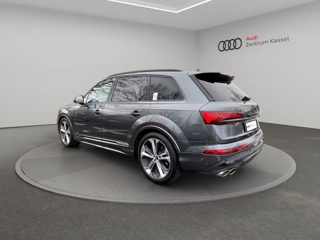 Audi SQ7 2022