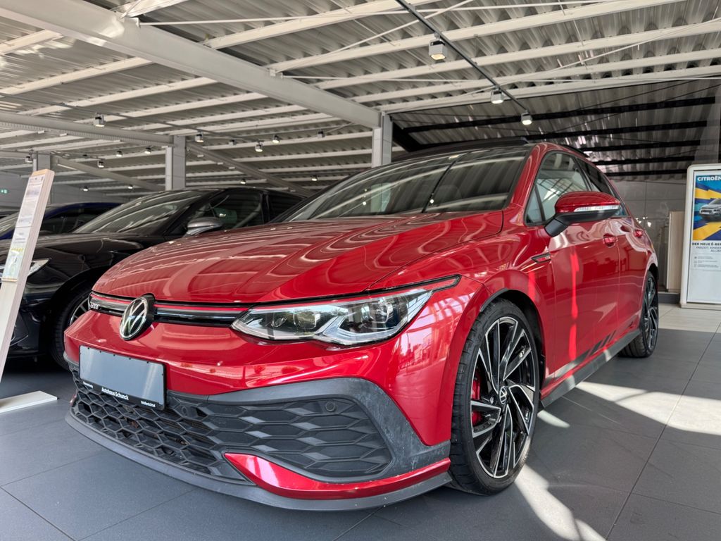 Volkswagen Golf 2021