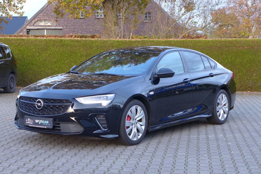 Opel Insignia 2022