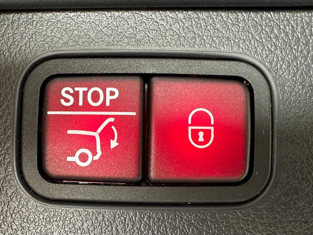 Mercedes-Benz C 300 2023