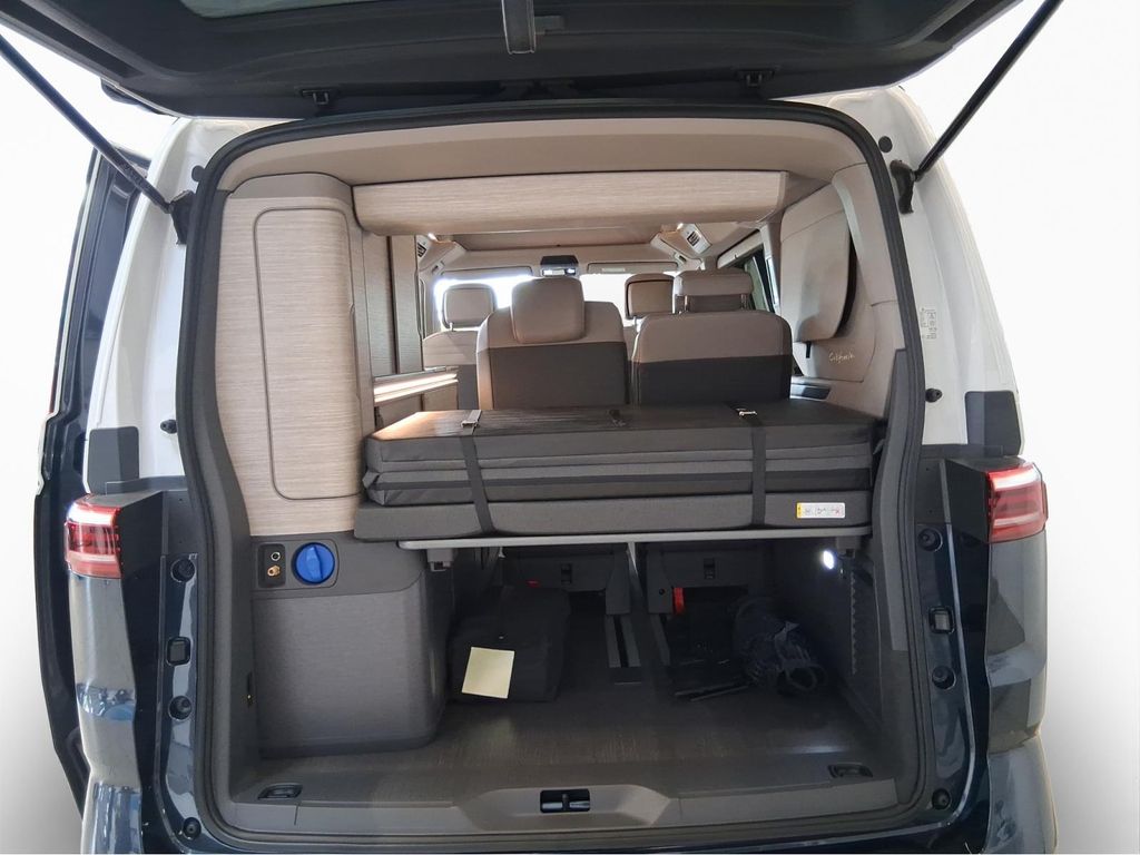 Volkswagen T7 California