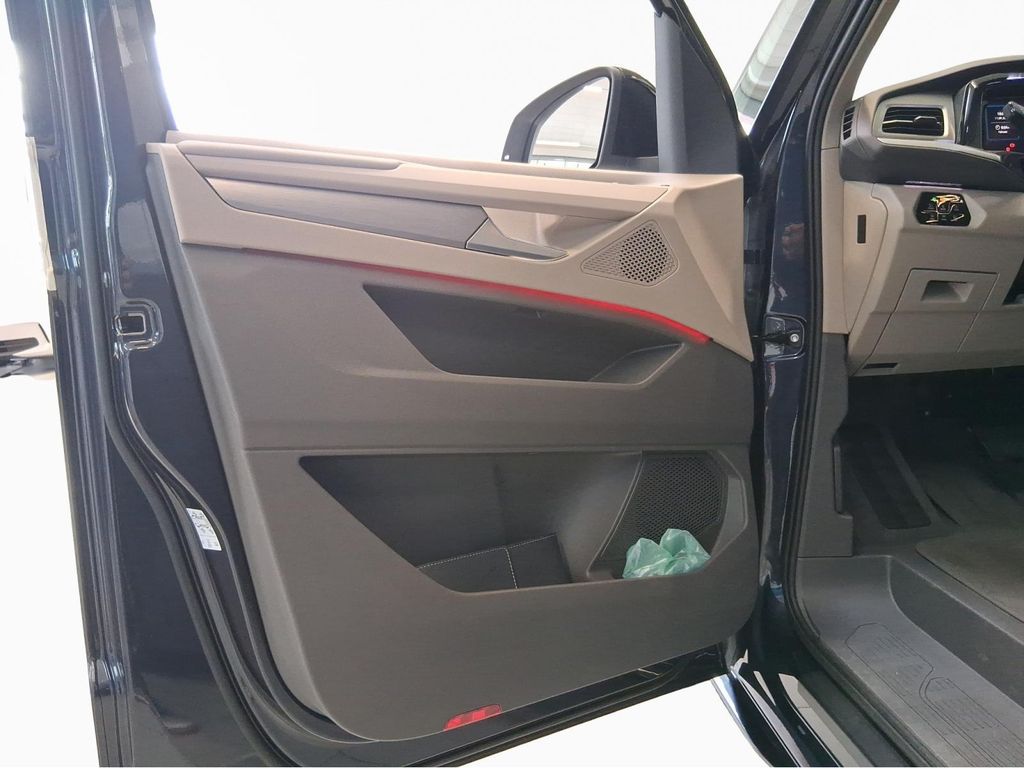 Volkswagen T7 California