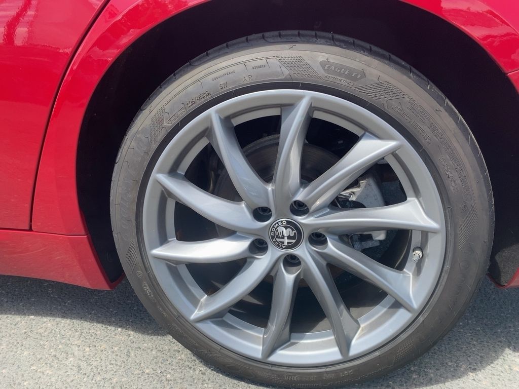 Alfa Romeo Giulia 2023