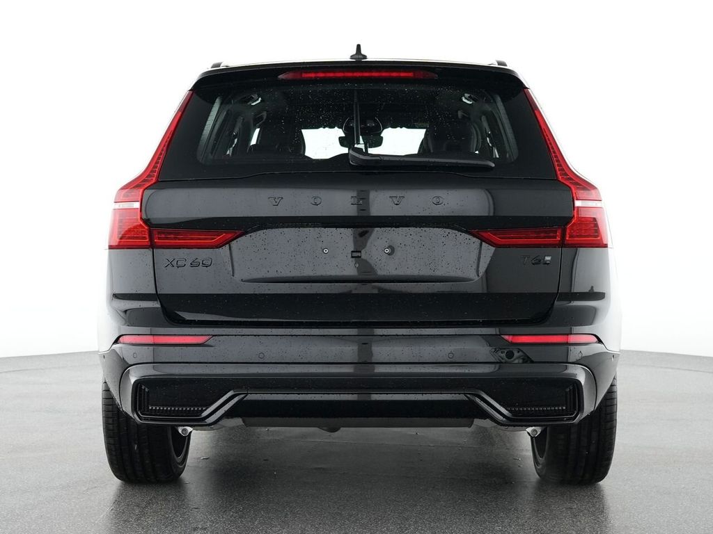Volvo XC60 2025