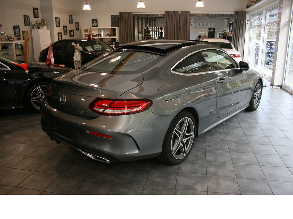 Mercedes-Benz C 300 2021