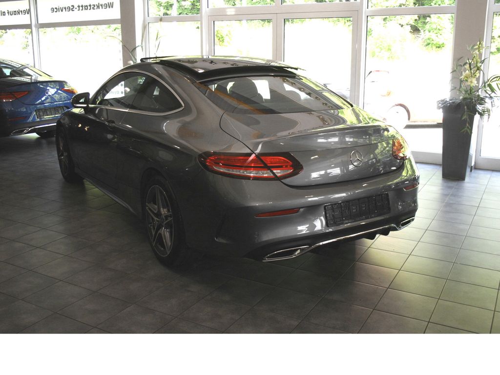 Mercedes-Benz C 300 2021
