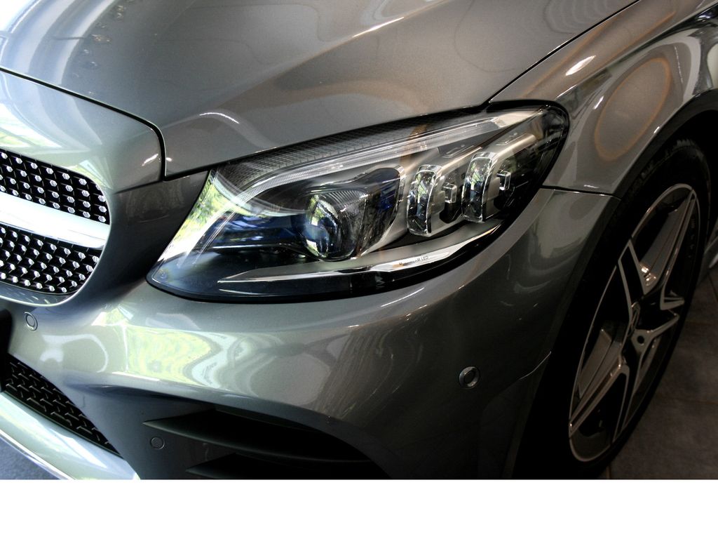 Mercedes-Benz C 300 2021