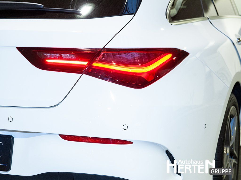 Mercedes-Benz CLA 200 Shooting Brake 2025