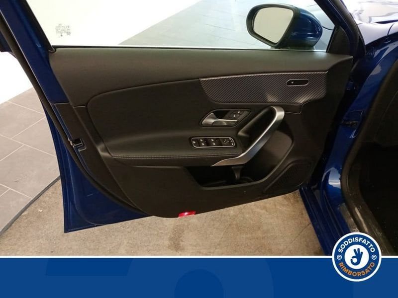 Mercedes-Benz A 180 2024