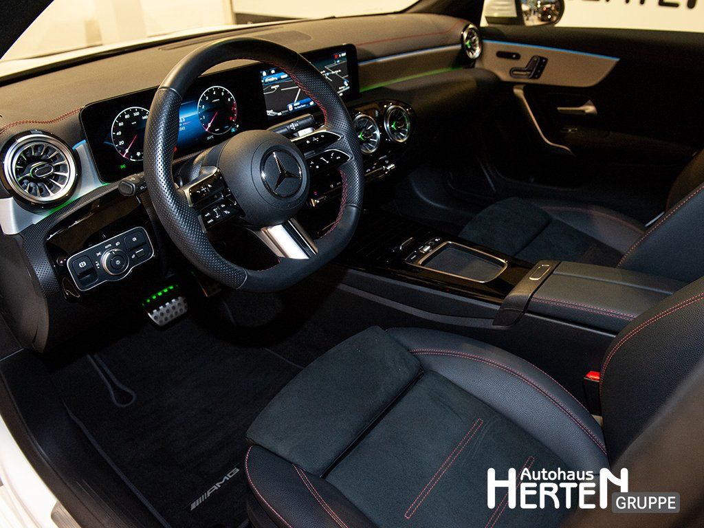 Mercedes-Benz CLA 200 Shooting Brake 2025