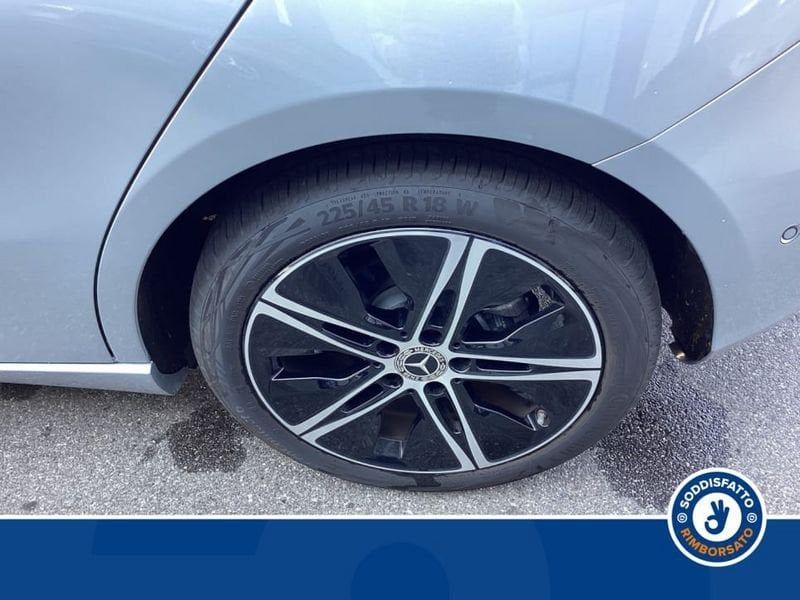 Mercedes-Benz A 180 2024